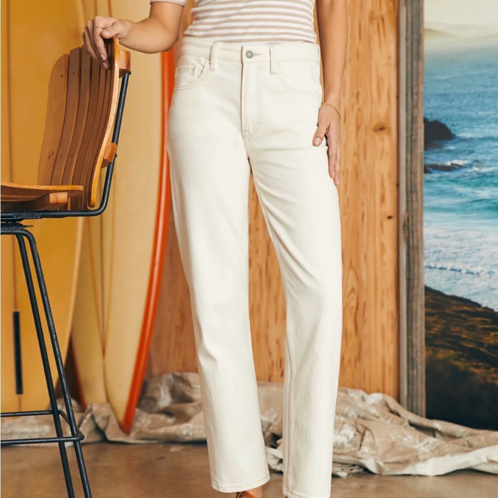 FAHERTY Organic Cotton Slim Straight Ankle         
White Dune Wash